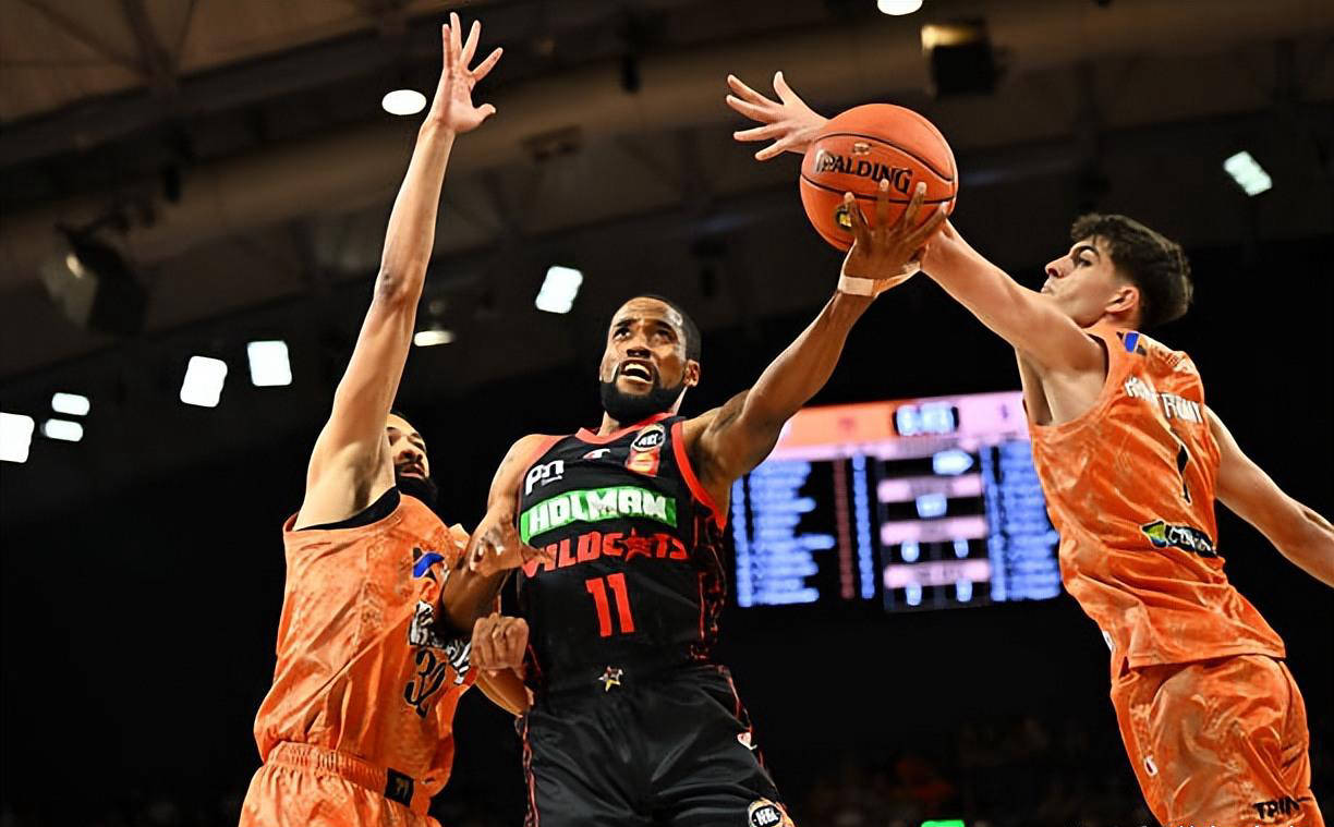 关于新疆广汇冲刺阶段防线松动,志在NBA季后赛名次提升,震撼外界,轮换策略成焦点的信息 关于新疆广汇冲刺阶段防线松动,志在NBA季后赛名次提升,震撼外界,轮换策略成焦点的信息