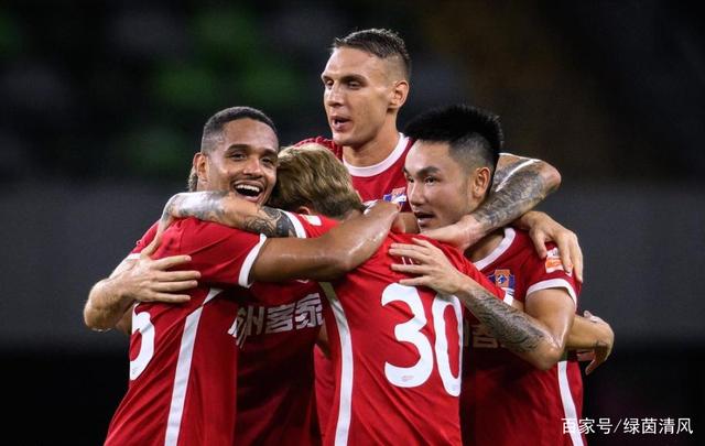 赛地聚焦——葡超清晨热度飙升，俄克拉荷马雷霆队长鼓劲，质疑声仍在，团队化学反应显著的简单介绍